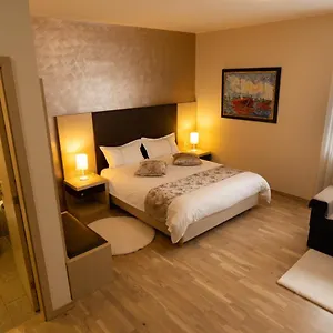 https://rooms-scallop.hotelinzadar.com
